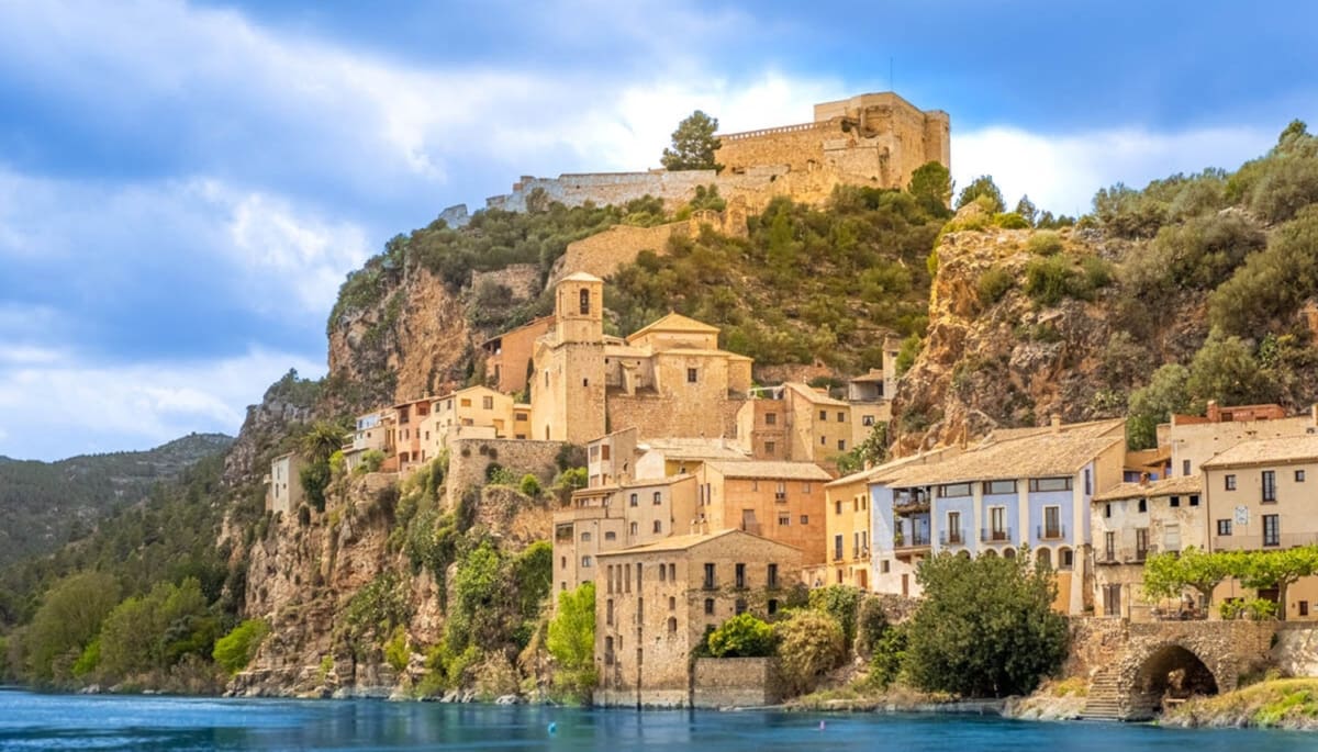 Miravet Tarragona pueblo más bonito españa Cataluña